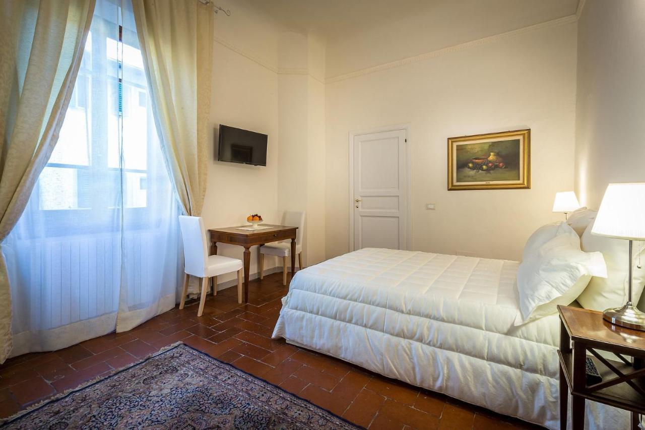 Dimora Bandinelli Bed & Breakfast Firenze Bagian luar foto