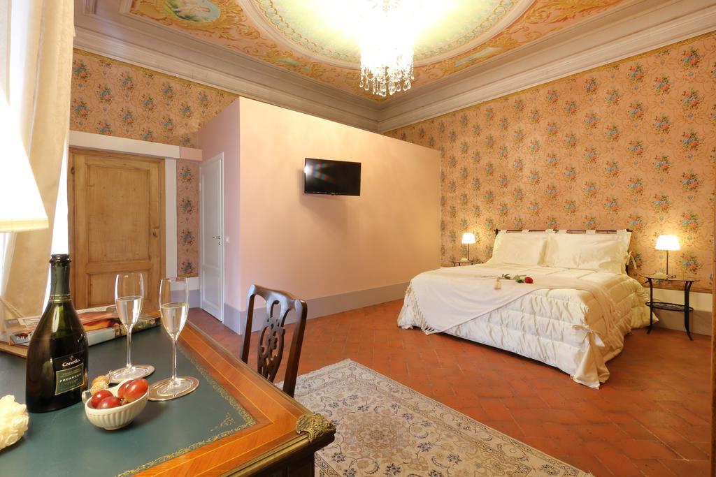 Dimora Bandinelli Bed & Breakfast Firenze Ruang foto