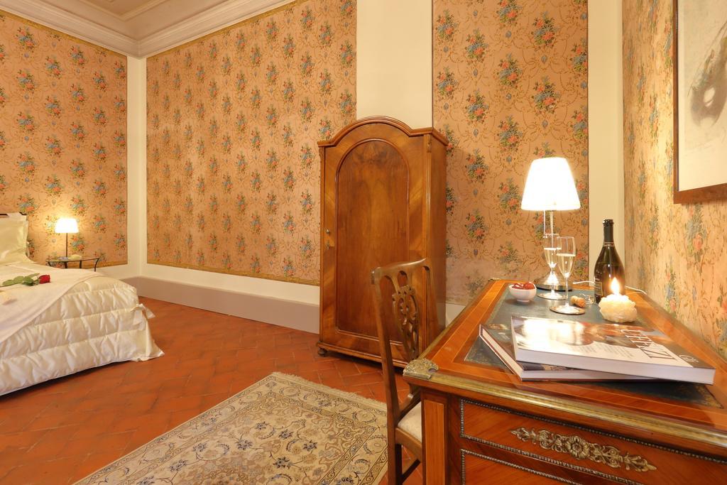 Dimora Bandinelli Bed & Breakfast Firenze Ruang foto