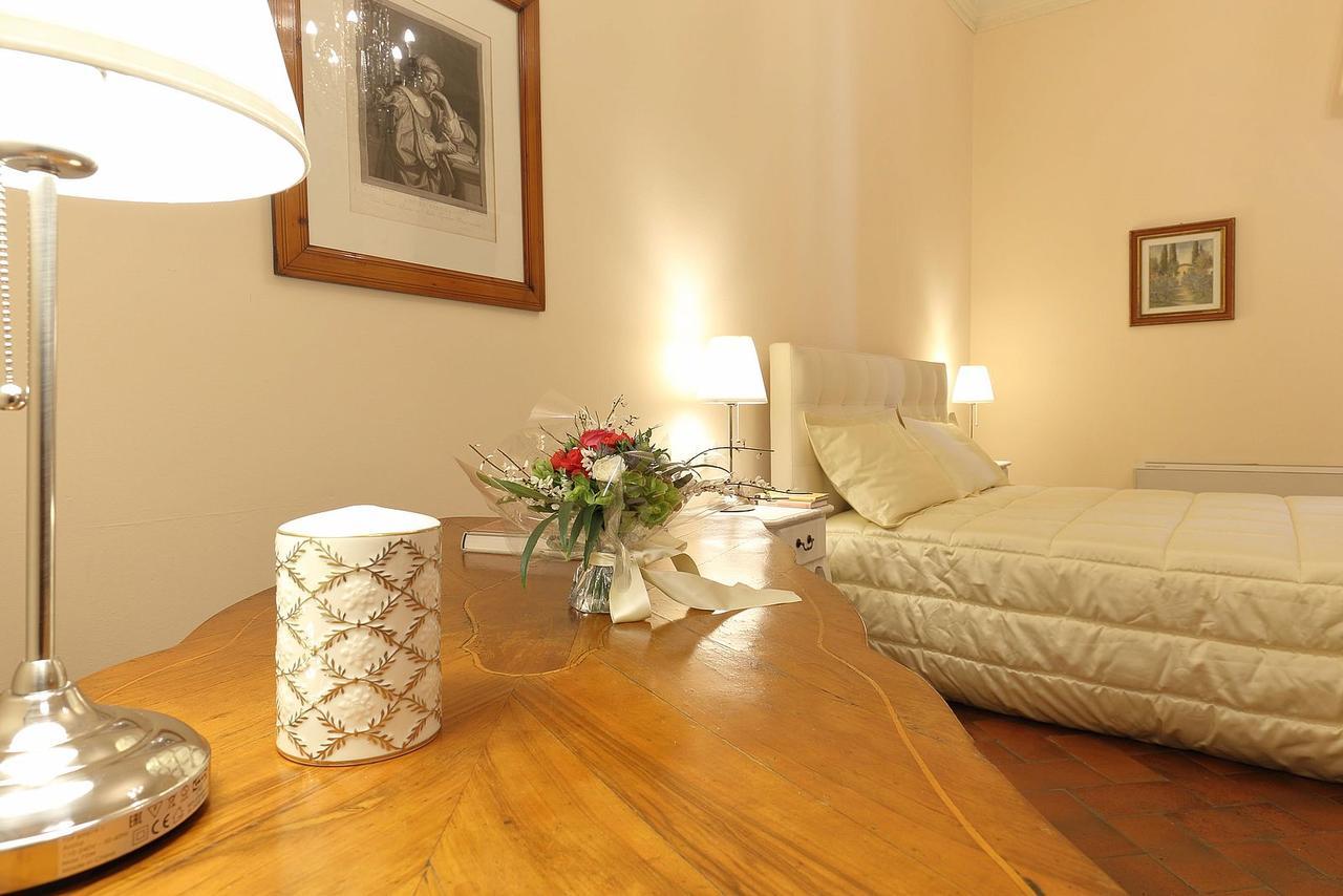 Dimora Bandinelli Bed & Breakfast Firenze Bagian luar foto